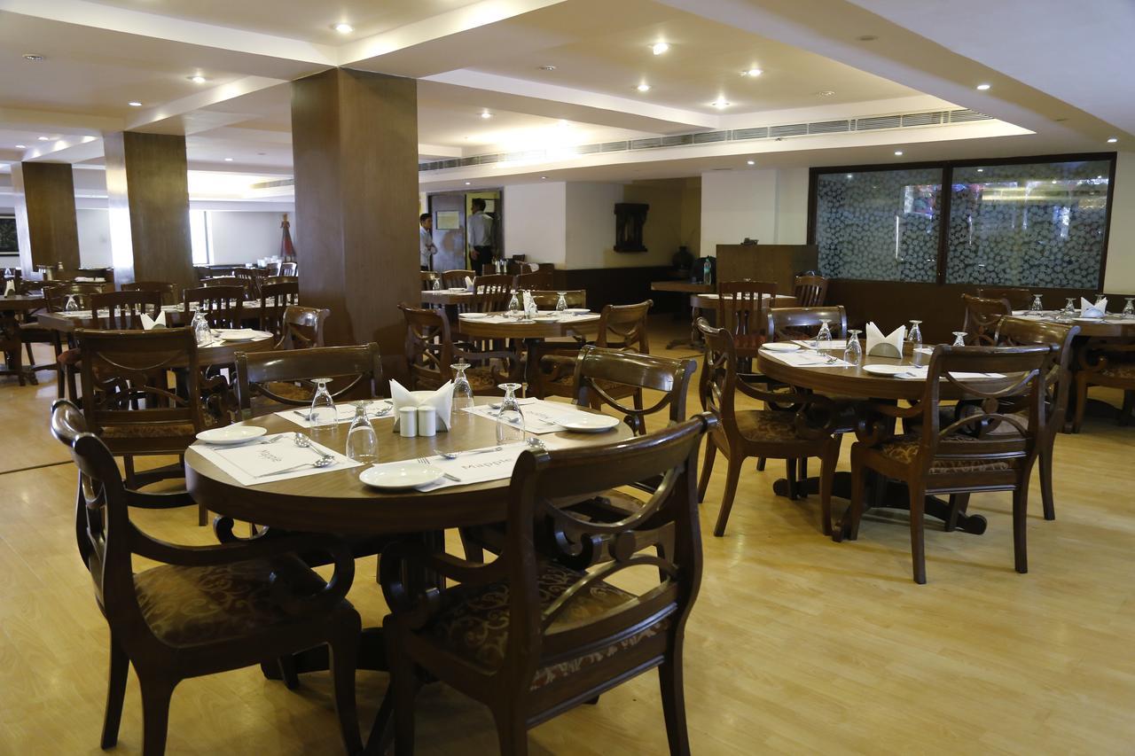 Mapple Abhay Jodhpur Hotel Джодпур Екстериор снимка