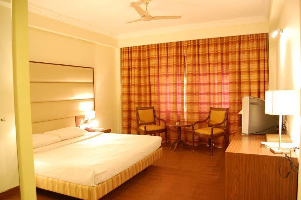 Mapple Abhay Jodhpur Hotel Джодпур Екстериор снимка
